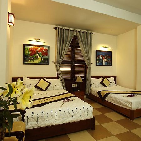 Camry Hotel Da Nang Buitenkant foto