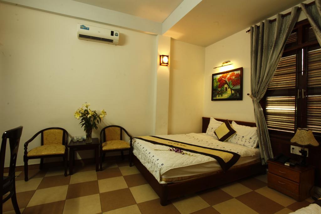 Camry Hotel Da Nang Buitenkant foto