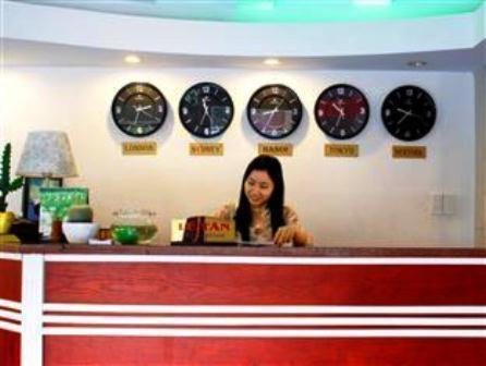 Camry Hotel Da Nang Buitenkant foto