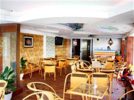 Camry Hotel Da Nang Buitenkant foto